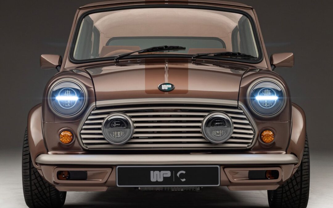 WORLD EXCLUSIVE – CALLUM “WOOD & PICKETT” MINI ON DISPLAY